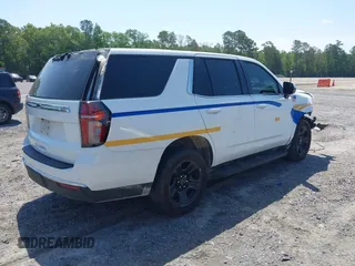 2021 Chevrolet Tahoe Commercial z VIN 1GNSCLED2MR433647, wystawiony jako IAAI lot #42321787 z przebiegiem 44 839 mil mil oraz . Historia ofert i sprzedaży dostępna na DreamBid. Obrazek 4.