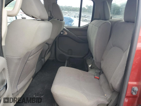 2012 Nissan Frontier SV z VIN 1N6AD0ER6CC437873, wystawiony jako Copart lot #59704905 z przebiegiem 176 978 mil mil oraz Czysty tytuł • Clean title. Historia ofert i sprzedaży dostępna na DreamBid. Obrazek 10.