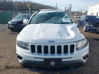 2017 Jeep Compass High Altitude with VIN 1C4NJDEB4HD192984, listed as a IAAI auction lot 41944213 with 128,437 mi miles. Bid and sale history available at carsss.com. Image 12.