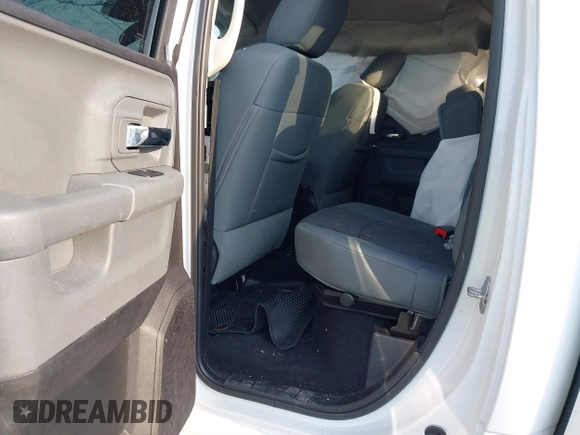 2016 Ram 1500 Big Horn z VIN 1C6RR6GT7GS101591, wystawiony jako IAAI lot #41857788 z przebiegiem 63 211 mil mil oraz . Historia ofert i sprzedaży dostępna na DreamBid. Obrazek 8.