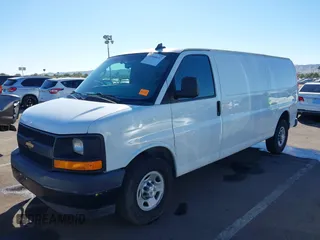2017 Chevrolet Express Cargo Van with VIN 1GCWGBFF1H1102247, listed as a IAAI auction lot 40660637 with 105,126 mi miles. Bid and sale history available at carsss.com. Image 17.