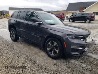 2024 Jeep Grand Cherokee с VIN 1C4RJYB62R8611652, выставлен на аукционе Copart как лот 43877075 с пробегом 5 105 миль миль и Списание • Salvage title. История ставок и продаж доступна на DreamBid. Изображение 4.