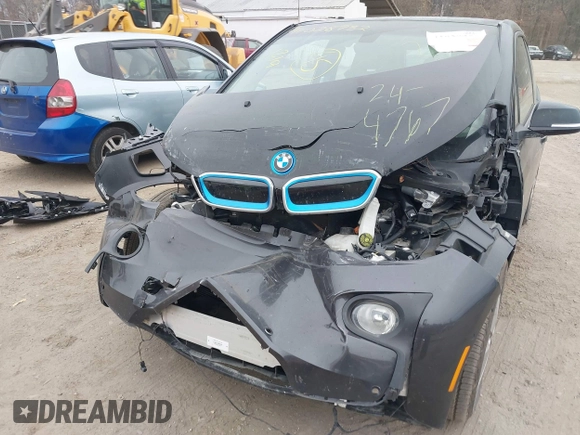 2015 BMW i3 z VIN WBY1Z4C5XFV501268, wystawiony jako IAAI lot #41028732 z przebiegiem 75 283 mil mil oraz . Historia ofert i sprzedaży dostępna na DreamBid. Obrazek 6.