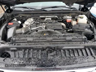 2024 GMC Sierra 3500HD Denali z VIN 1GT49WEYXRF123632, wystawiony jako Copart lot #82759314 z przebiegiem 55 078 mil mil oraz Szkoda całkowita • Salvage title. Historia ofert i sprzedaży dostępna na DreamBid. Obrazek 11.