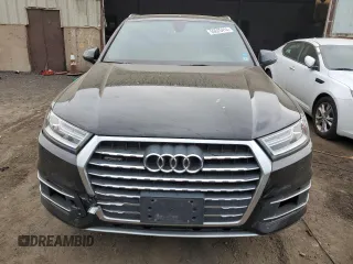2018 Audi Q7 Premium with VIN WA1AAAF72JD000694, listed as a Copart auction lot 55625414 with 55,602 mi miles and Salvage title. Bid and sale history available at DreamBid. Image 5.