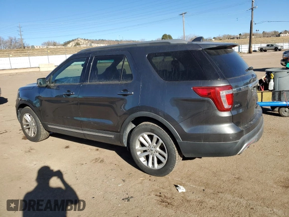 2017 Ford Explorer XLT with VIN 1FM5K7DH5HGD36539, listed as a Copart auction lot 88636675 with 107,709 mi miles and Salvage Title. Bid and sale history available at carsss.com. Image 2.