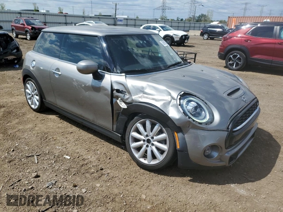 2020 MINI Hardtop Cooper S z VIN WMWXR5C07L2M30160, wystawiony jako Copart lot #55999495 z przebiegiem 41 171 mil mil oraz Szkoda całkowita • Salvage title. Historia ofert i sprzedaży dostępna na DreamBid. Obrazek 4.