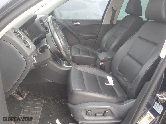 2016 Volkswagen Tiguan R-Line with VIN WVGAV7AX1GW564883, listed as a Copart auction lot 83733284 with 0 mi miles and Clean Title. Bid and sale history available at carsss.com. Image 7.