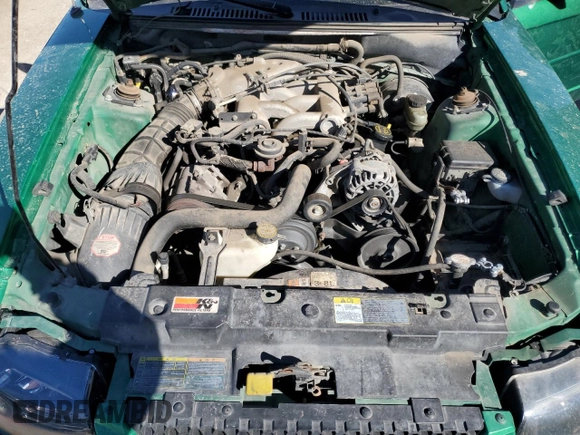 2001 Ford Mustang Standard с VIN 1FAFP40411F176303, выставлен на аукционе Copart как лот 47479995 с пробегом Не указан миль и Списание • Salvage title. История ставок и продаж доступна на DreamBid. Изображение 11.