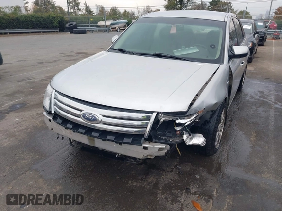 2009 Ford Taurus SEL with VIN 1FAHP24W39G102833, listed as a IAAI auction lot 40892334 with 288,418 mi miles. Bid and sale history available at carsss.com. Image 6.