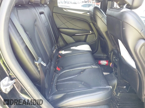 2018 Lincoln MKC Premiere with VIN 5LMCJ1C93JUL00872, listed as a IAAI auction lot 41933337 with 82,493 mi miles and . Bid and sale history available at DreamBid. Image 8.