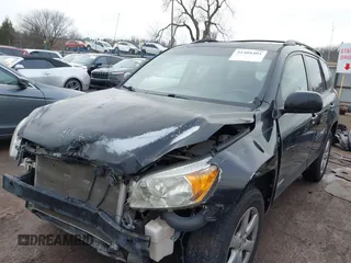 2008 Toyota RAV4 Ltd with VIN JTMZD31V986053909, listed as a IAAI auction lot 41488401 with 224,881 mi miles. Bid and sale history available at carsss.com. Image 6.