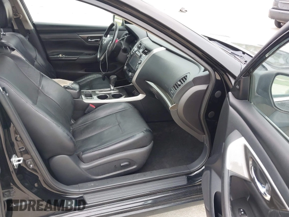 2015 Nissan Altima S with VIN 1N4AL3AP4FN863927, listed as a IAAI auction lot 42202359 with 221,654 mi miles and . Bid and sale history available at DreamBid. Image 5.