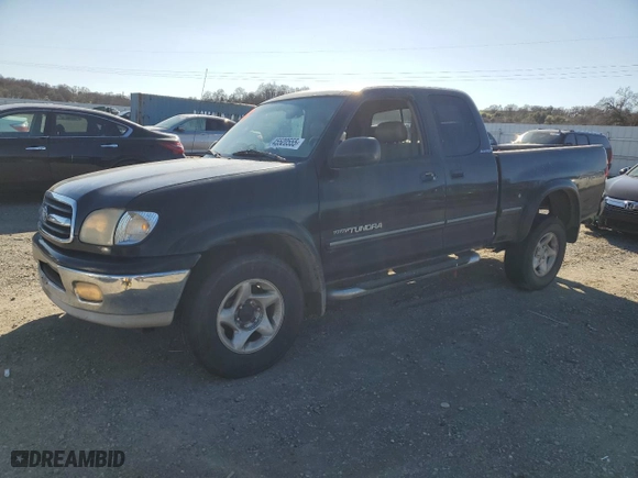 2001 Toyota Tundra Ltd with VIN 5TBBT48111S194257, listed as a Copart auction lot 45520555 with 318,665 mi miles and Salvage Title. Bid and sale history available at carsss.com. Image 1.