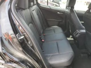 2020 Lexus UX 250h z VIN JTHP9JBH6L2032942, wystawiony jako Copart lot #56675505 z przebiegiem 22 295 mil mil oraz Szkody całkowita. Historia ofert i sprzedaży dostępna na DreamBid. Obrazek 10.
