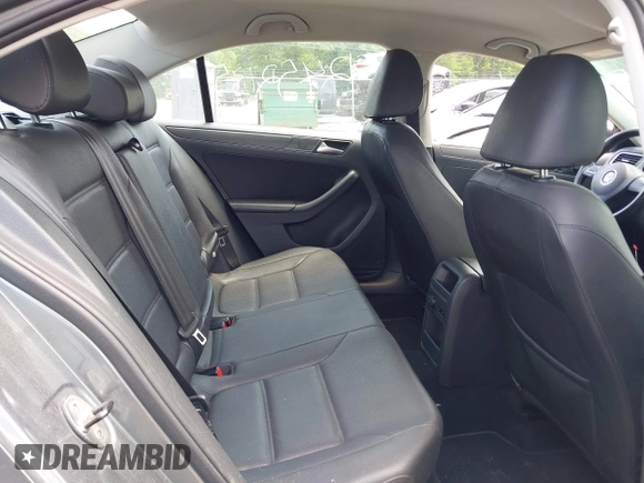 2012 Volkswagen Jetta SE с VIN 3VWDP7AJXCM074182, выставлен на аукционе IAAI как лот 42452135 с пробегом 168 974 миль миль и . История ставок и продаж доступна на DreamBid. Изображение 8.