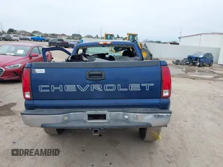 2000 Chevrolet Silverado 1500 with VIN 2GCEC19W7Y1367696, listed as a IAAI auction lot 41283222 with Not Provided miles and . Bid and sale history available at DreamBid. Image 17.