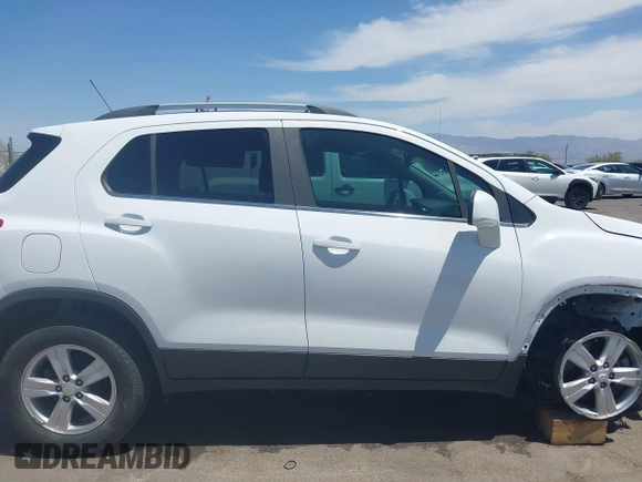 2020 Chevrolet Trax LT с VIN 3GNCJLSB0LL215581, выставлен на аукционе IAAI как лот 42390898 с пробегом 62 062 миль миль и . История ставок и продаж доступна на DreamBid. Изображение 14.