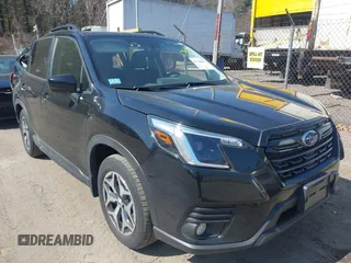 2023 Subaru Forester Premium with VIN JF2SKAEC4PH408493, listed as a IAAI auction lot 41786875 with 33,367 mi miles and . Bid and sale history available at DreamBid. Image 1.