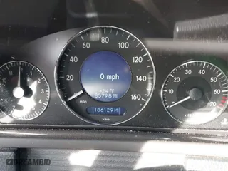 2006 Mercedes-Benz CLK-Class 3.5L with VIN WDBTJ56H26F192501, listed as a IAAI auction lot 41276803 with 186,129 mi miles. Bid and sale history available at carsss.com. Image 7.