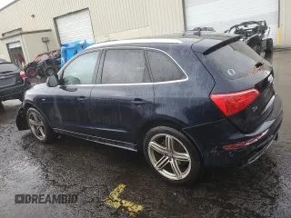 2010 Audi Q5 Prestige z VIN WA1WKAFP8AA098800, wystawiony jako Copart lot #72386404 z przebiegiem 192 972 mil mil oraz Szkoda całkowita • Salvage title. Historia ofert i sprzedaży dostępna na DreamBid. Obrazek 2.