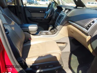 2013 GMC Acadia SLT z VIN 1GKKRSKD6DJ140956, wystawiony jako IAAI lot #41587202 z przebiegiem 206 878 mil mil oraz . Historia ofert i sprzedaży dostępna na DreamBid. Obrazek 5.