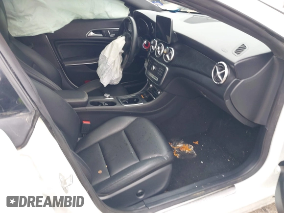 2019 Mercedes-Benz CLA 250 z VIN WDDSJ4EB1KN719681, wystawiony jako IAAI lot #41621921 z przebiegiem 35 672 mil mil oraz . Historia ofert i sprzedaży dostępna na DreamBid. Obrazek 5.