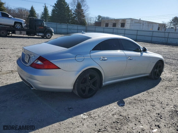 2008 Mercedes-Benz CLS-Class 5.5L with VIN WDDDJ72X98A136138, listed as a Copart auction lot 50727825 with 142,641 mi miles and Salvage Title. Bid and sale history available at carsss.com. Image 3.