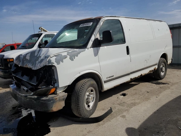 2003 Chevrolet Express Cargo Van with VIN 1GCHG35U531220101, listed as a Copart auction lot 49040665 with 321,267 mi miles and Salvage Title. Bid and sale history available at carsss.com. Image 1.