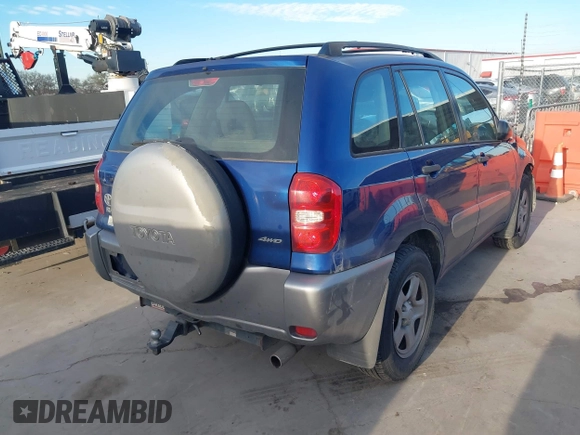 2005 Toyota RAV4 with VIN JTEHD20V250039478, listed as a IAAI auction lot 41357896 with 186,008 mi miles. Bid and sale history available at carsss.com. Image 4.