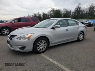 2015 Nissan Altima 2.5 with VIN 1N4AL3AP3FN371695, listed as a Copart auction lot 63691805 with 187,693 mi miles and Salvage title. Bid and sale history available at DreamBid. Image 1.