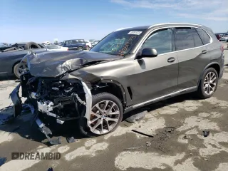 2022 BMW X5 xDrive40i with VIN 5UXCR6C01N9M94890, listed as a Copart auction lot 45261973 with Not Provided miles. Bid and sale history available at carsss.com. Image 1.