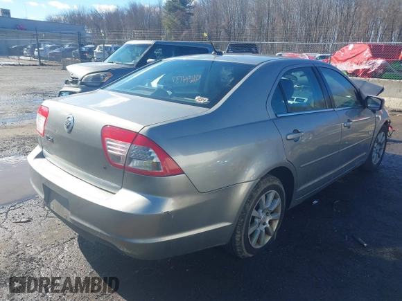 2008 Mercury Milan with VIN 3MEHM07Z78R662518, listed as a IAAI auction lot 41694137 with Not provided miles and . Bid and sale history available at DreamBid. Image 4.