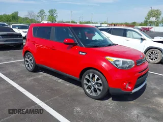 2017 Kia Soul + with VIN KNDJP3A56H7417587, listed as a IAAI auction lot 42032944 with 136,009 mi miles. Bid and sale history available at carsss.com. Image 1.