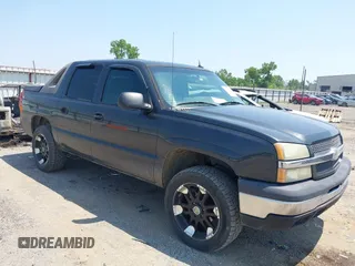 2005 Chevrolet Avalanche Z71 with VIN 3GNEK12ZX5G240491, listed as a IAAI auction lot 42448327 with 202,867 mi miles and . Bid and sale history available at DreamBid. Image 1.