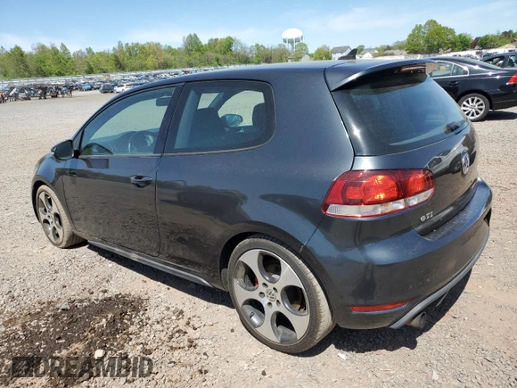 2013 Volkswagen GTI w/Conv & Sunroof z VIN WVWFD7AJ4DW122474, wystawiony jako Copart lot #55078585 z przebiegiem 138 924 mil mil oraz Czysty tytuł • Clean title. Historia ofert i sprzedaży dostępna na DreamBid. Obrazek 2.