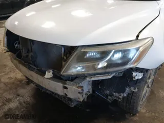 2014 Nissan Pathfinder Platinum with VIN 5N1AR2MM7EC600891, listed as a IAAI auction lot 41550566 with 204,008 mi miles. Bid and sale history available at carsss.com. Image 6.