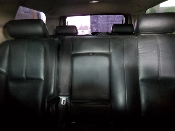 2010 Chevrolet Suburban LT with VIN 1GNUCJE05AR254136, listed as a Copart auction lot 48036375 with 146,698 mi miles and Clean Title. Bid and sale history available at carsss.com. Image 10.