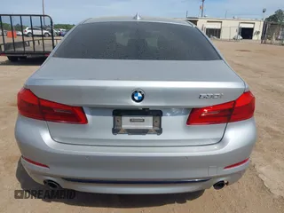 2020 BMW 5 Series 530i z VIN WBAJR3C04LWW70303, wystawiony jako IAAI lot #41887836 z przebiegiem 88 641 mil mil oraz . Historia ofert i sprzedaży dostępna na DreamBid. Obrazek 16.