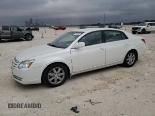 2006 Toyota Avalon XL z VIN 4T1BK36B86U107274, wystawiony jako Copart lot #44702075 z przebiegiem 113 251 mil mil oraz Szkoda całkowita • Salvage title. Historia ofert i sprzedaży dostępna na DreamBid. Obrazek 1.