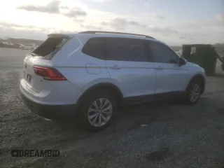 2018 Volkswagen Tiguan S with VIN 3VV1B7AX5JM095111, listed as a Copart auction lot 49088375 with 58,042 mi miles and Salvage title. Bid and sale history available at DreamBid. Image 3.