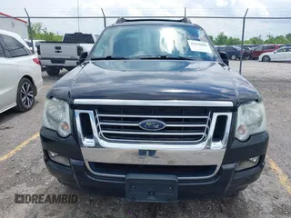 2007 Ford Explorer Sport Trac Limited z VIN 1FMEU53807UA03522, wystawiony jako IAAI lot #42222860 z przebiegiem 205 041 mil mil oraz . Historia ofert i sprzedaży dostępna na DreamBid. Obrazek 6.