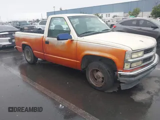 1996 Chevrolet Silverado 1500 with VIN 1GCEC14W0TZ218067, listed as a IAAI auction lot 41480287 with 280,500 mi miles and . Bid and sale history available at DreamBid. Image 1.
