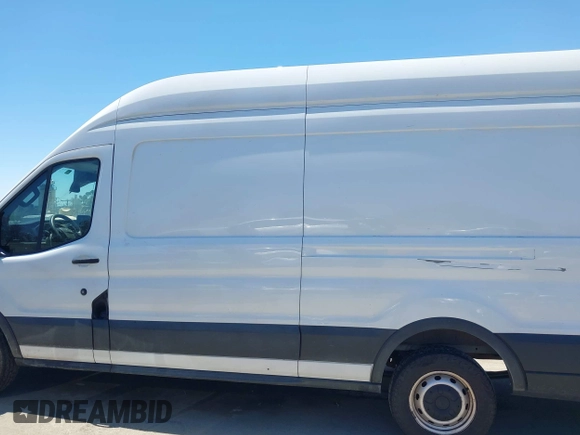 2020 Ford Transit Cargo z VIN 1FTBW3X89LKB72069, wystawiony jako IAAI lot #42623407 z przebiegiem 454 279 mil mil oraz . Historia ofert i sprzedaży dostępna na DreamBid. Obrazek 15.