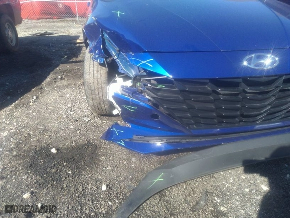 2022 Hyundai Elantra SE with VIN KMHLL4AGXNU255063, listed as a IAAI auction lot 41364777 with 31,512 mi miles. Bid and sale history available at carsss.com. Image 6.