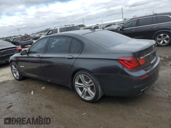 2013 BMW 7 Series 750Li z VIN WBAYE8C57DD133232, wystawiony jako Copart lot #86054494 z przebiegiem 118 438 mil mil oraz Szkoda całkowita • Salvage title. Historia ofert i sprzedaży dostępna na DreamBid. Obrazek 2.