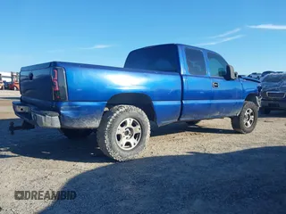 2004 Chevrolet Silverado 1500 with VIN 1GCEK19T54E256730, listed as a IAAI auction lot 41685840 with 281,979 mi miles and . Bid and sale history available at DreamBid. Image 4.
