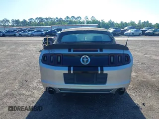 2014 Ford Mustang V6 with VIN 1ZVBP8EM7E5205630, listed as a IAAI auction lot 42269714 with 127,130 mi miles and . Bid and sale history available at DreamBid. Image 16.