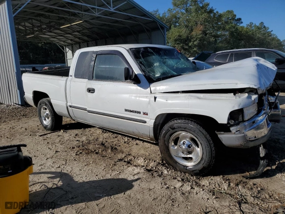 2000 Dodge Ram 1500 with VIN 3B7HC13Z1YG158901, listed as a Copart auction lot 75700554 with 0 mi miles and Non Repairable. Bid and sale history available at carsss.com. Image 4.