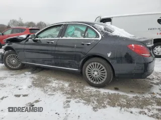 2015 Mercedes-Benz C 300 Luxury with VIN 55SWF4KB1FU025609, listed as a Copart auction lot 86114844 with 81,580 mi miles and Clean Title. Bid and sale history available at carsss.com. Image 2.